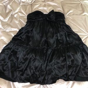 Little black strapless dress bow
